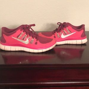 Nike Free 5.0 with rhinestones 💁🏻‍♀️✨✨✨